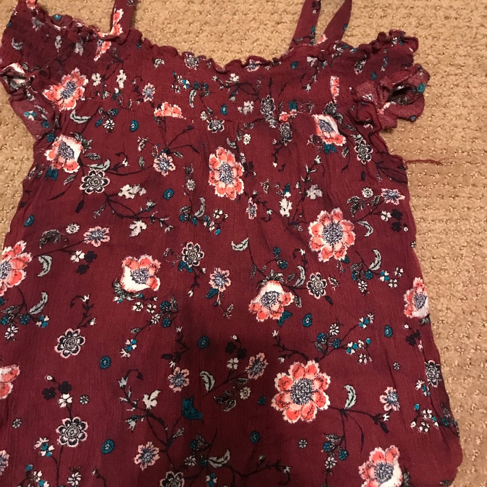 Tillys kids off the shoulder top❤️